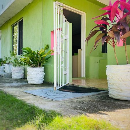 Cindy'S Garden Stay Ocho Rios Ngoại thất bức ảnh