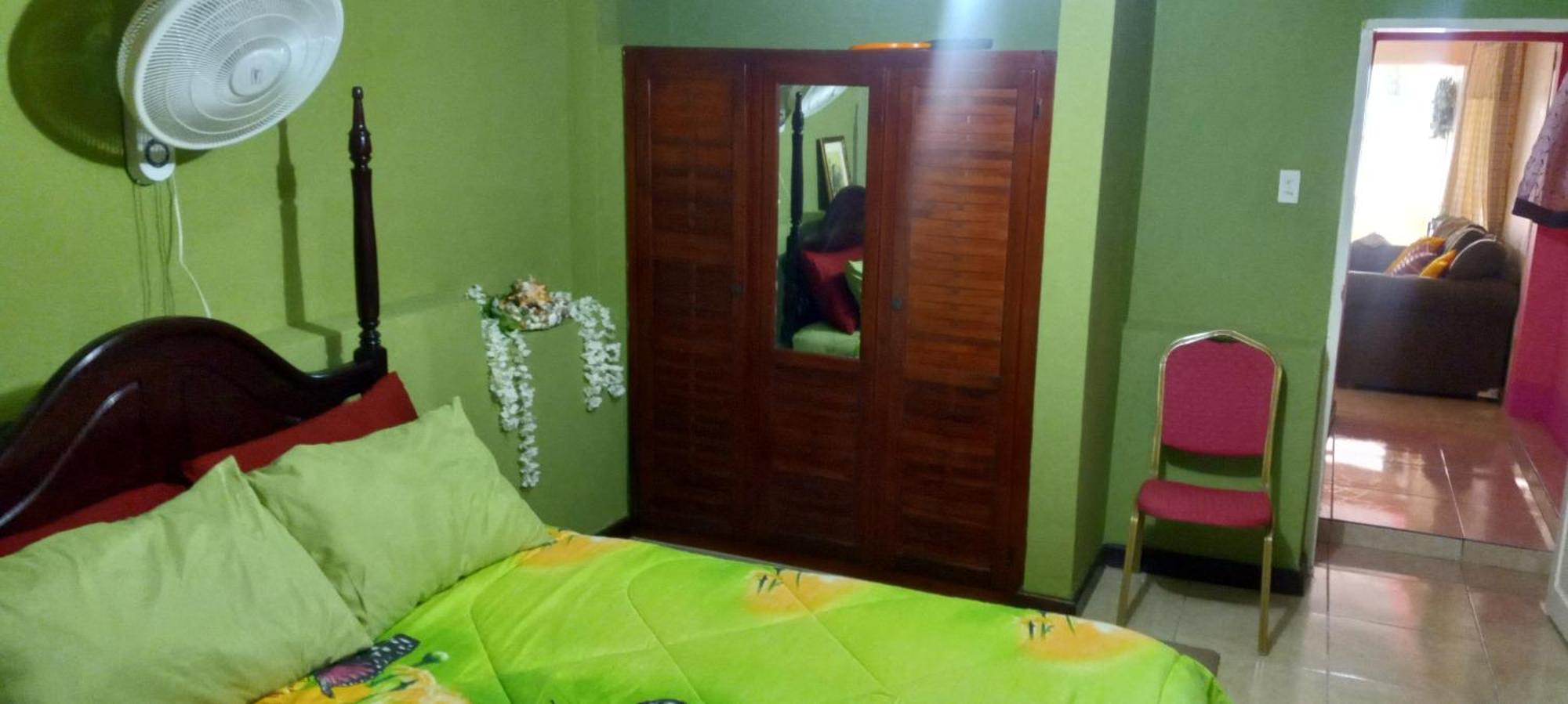 Cindy'S Garden Stay Ocho Rios Ngoại thất bức ảnh